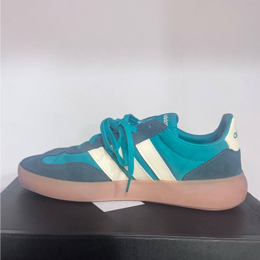 Adidas Turquoise and Cream Casual Shoes